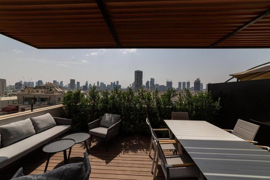 Amazing Penthouse On Gordon Beach 8 Guests Tel Aviv Exterior photo